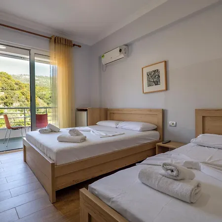 Billy Hotel